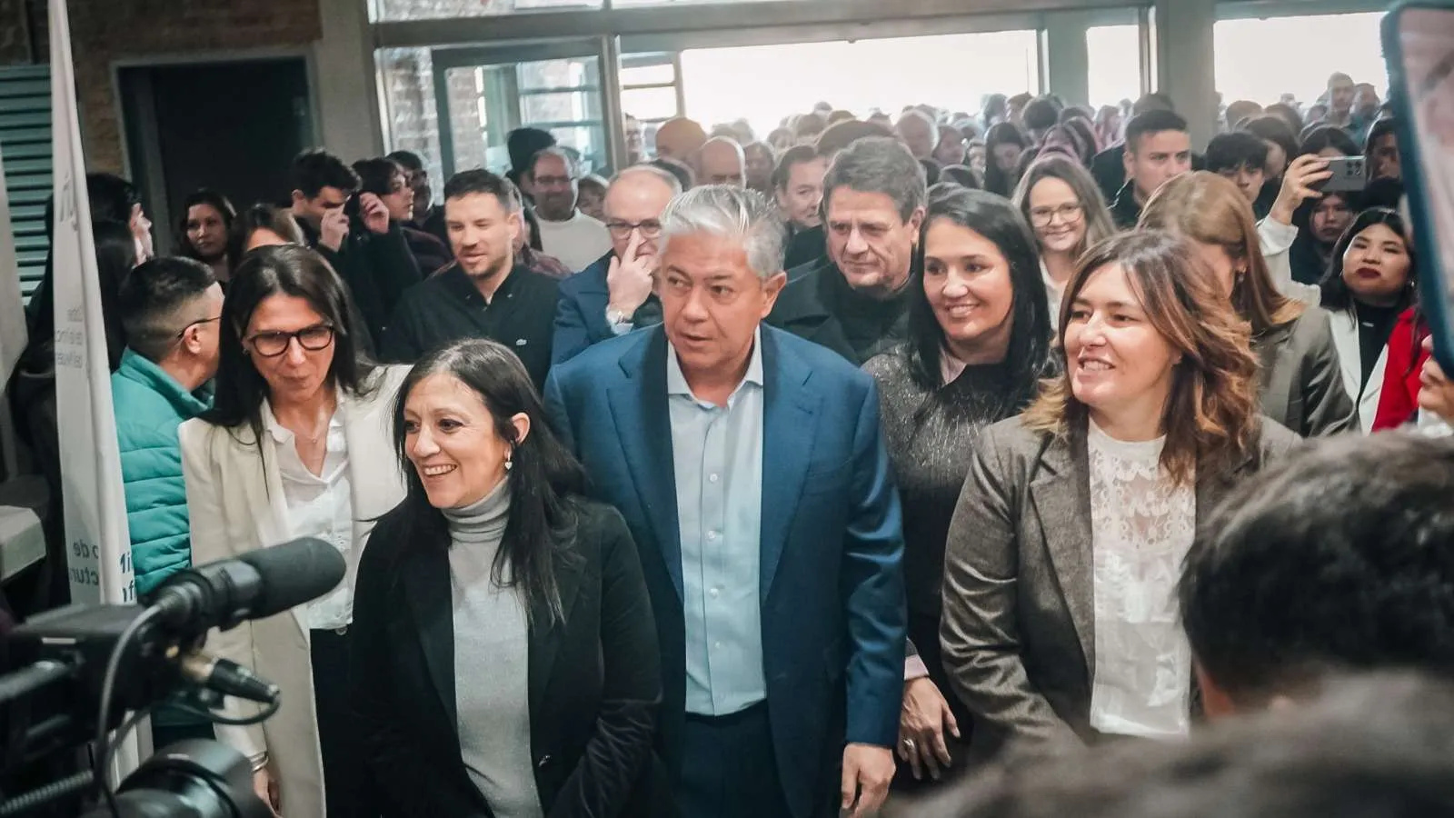 Imagen de Histórico paso para Plottier: se inauguró el edificio propio de la EPET 25 y se retiraron las aulas tráiler